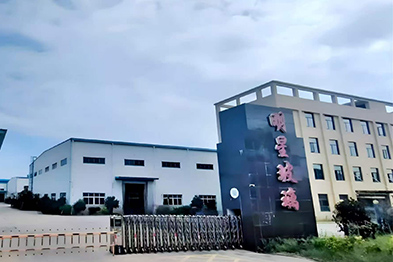 公司����?>
		</div>
		更多
	</div>
</div>
<div   id=
